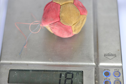 Stitched footbag suede weight without filling